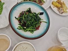 果仁菠菜-红菜坊·烤鸭·川鲁宴(石园店)