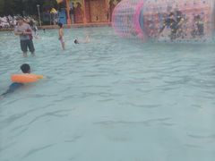 -欢乐水魔方水世界
