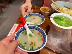 -李犟大爆鳝面·手工蟹黄包(湖滨西湖店)