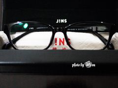 睛姿眼镜店&nbsp;の&nbsp;眼镜-JINS(上海环球金融中心店)