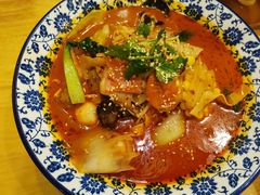 -小六汤包砂煲菜(文景路店)