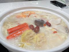 招牌猪骨煲-三人行骨头王火锅(长寿店)