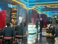 -屋有岛沉浸游戏旗舰店(中山公园店)