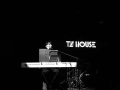 -TZ House音乐现场(茅台店)
