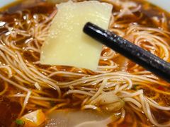 红汤面底-裕兴记•蟹黄面馆(人民广场店)