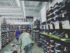 -迪卡侬(大英山店)