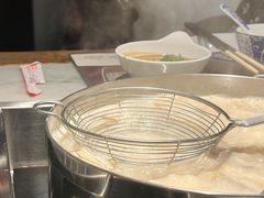 -尚尚仙·酸汤猪手·猪肚鸡火锅(华联万柳购物中心店)