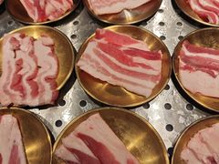 -芝小官毛肚火锅海鲜自助(苏州吴江区万宝店)