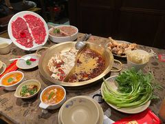-小龙坎火锅(湖滨银泰in77店)
