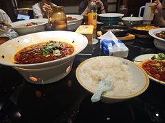 -川流不息·地道川菜·小龙虾(新松江路店)