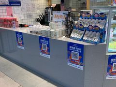 面包甜点陈列柜-面包新语(滨湖万达店)