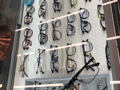 -明月眼镜(三坝店)