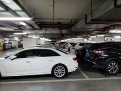 -中山公园-龙之梦停车场