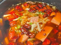-肆海小川菜酒馆Wine Bistro (青年路店)