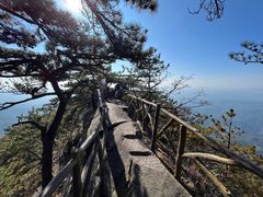 -罗田薄刀峰风景区