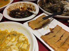 蟹粉豆腐-老吉士酒家(天平路店)