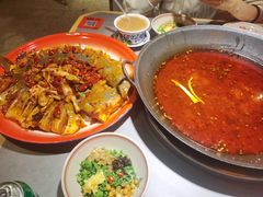 -吃城都·鱼蛙火锅(西玉龙街店)