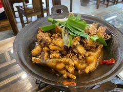 干锅土家鸡-徽州美食(三十年老店)