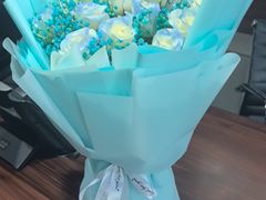 -上海星瀚奔驰4S店(红柳路店)