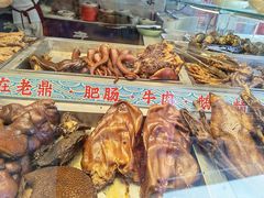 -老鼎万春卤菜(五代传承创始老店)