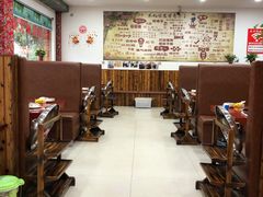 大堂-哈尔滨东北铁锅炖(都督街店)