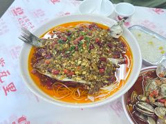 -堂瓦里·33年传统赣菜(第一街区店)