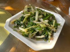 水芹香干-唔呶喔哩酒家(生产街店)