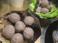 -左庭右院鲜牛肉火锅(金山万达店)