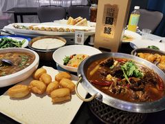 -香山湖家家宴(中山陵店)