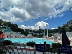 -越秀山游泳场
