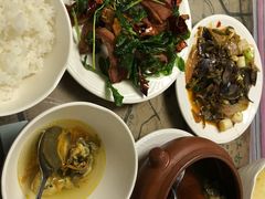 -88号小吃店·经典云南菜·地道纳西美食