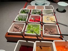 -左庭右院鲜牛肉火锅黑金店(陆家嘴中心店)