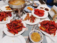 -金马门国际美食百汇(珞喻路店)