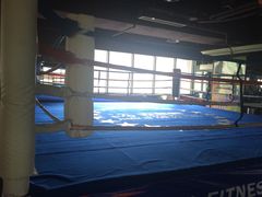 擂台？-力美健健身俱乐部(金碧店)