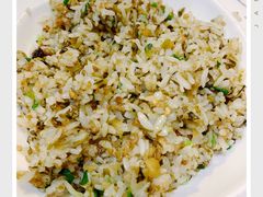 盐菜炒饭-凤凰路何眼镜香辣蟹(花果园店)