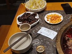 -堂客老火锅(欣阳广场总店)