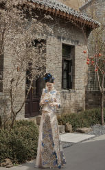 -莫小姐婚纱