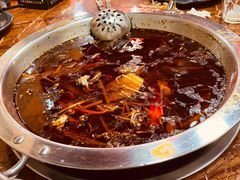 红油耗儿鱼-耗儿鱼蛙蛙叫·老成都火锅(蛇口海昌街店)
