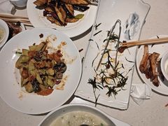 -聚友斋(陶瓷琉璃馆水晶街店)