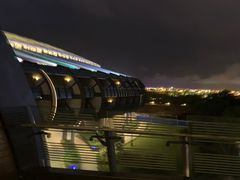 -上海滴水湖皇冠假日酒店