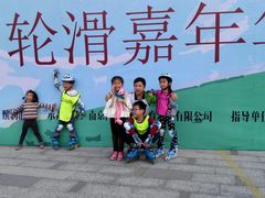 -阿布溜溜·轮滑(21世纪太阳城店)