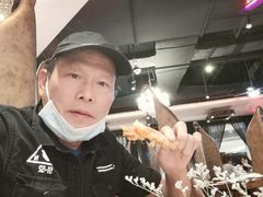 -四海一家自助餐(益田假日广场店)