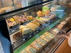 面包甜点陈列柜-星巴克臻选(惠州华贸天地1楼店)