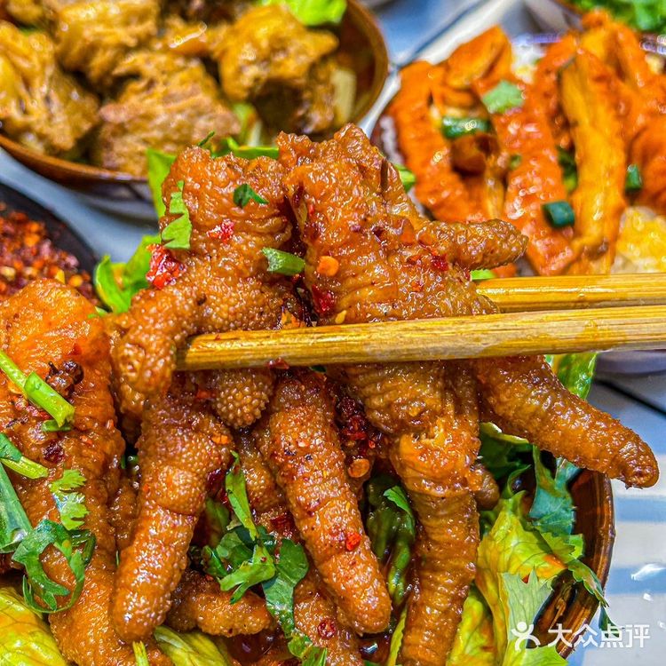 在重庆，本地人才知道 0元玩转这座城 重庆九街