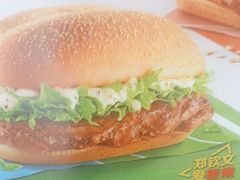 -麦当劳(顾村公园店)