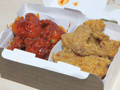 -BHC炸鸡(明洞总店)