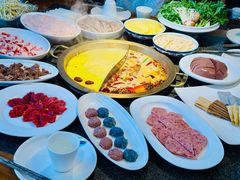 -小天鹅火锅·一线江景洪鼎旗舰店(洪崖洞店)