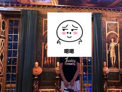 -爱雍·乌节