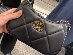 -CHANEL(恒隆广场店)