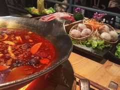 台式麻辣锅-湊湊火锅·茶憩(杭州湖滨银泰in77店)